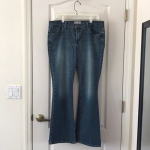 American Eagle Flare sz 14